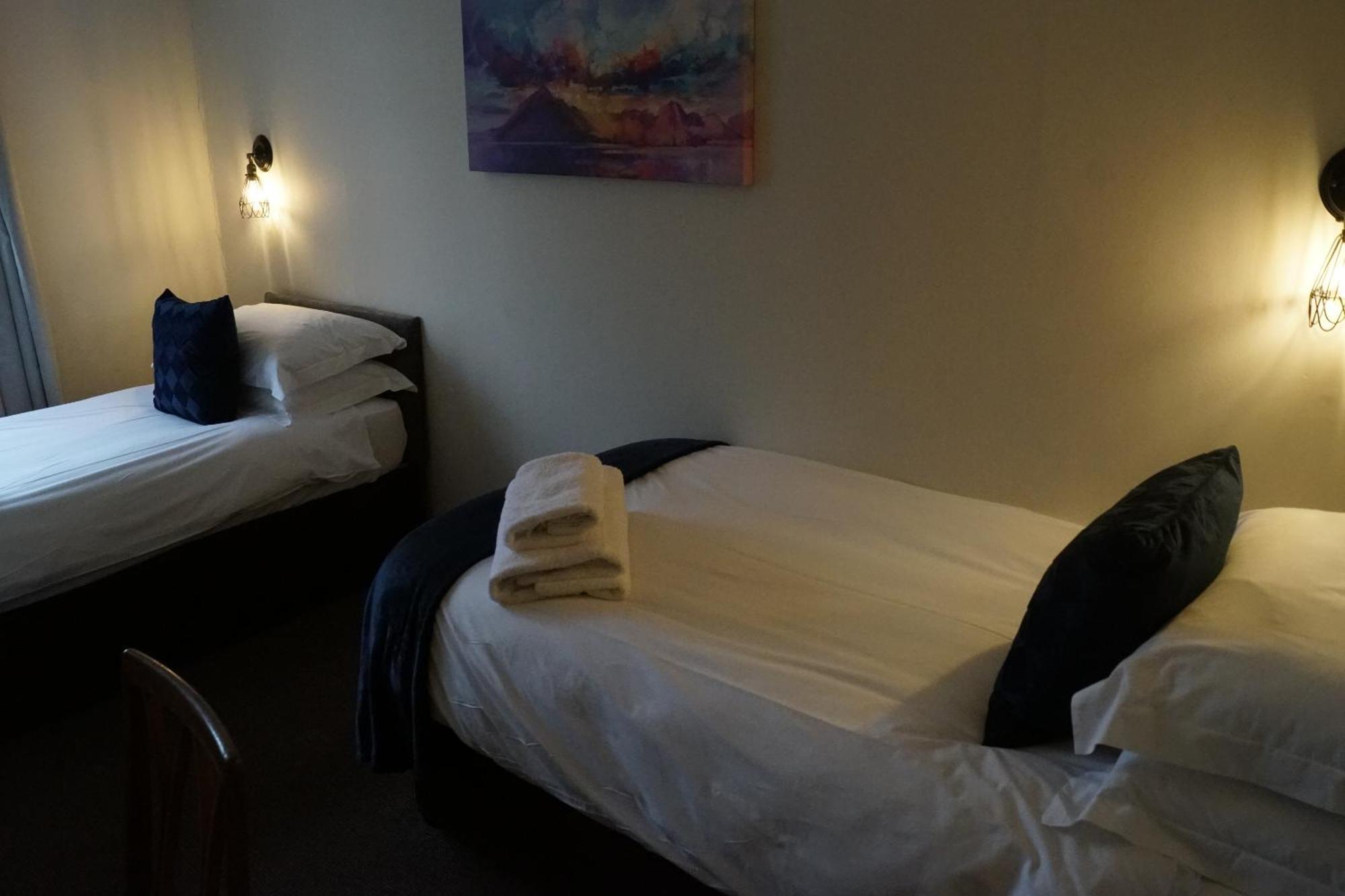 The Barford Inn Salisbury Room photo